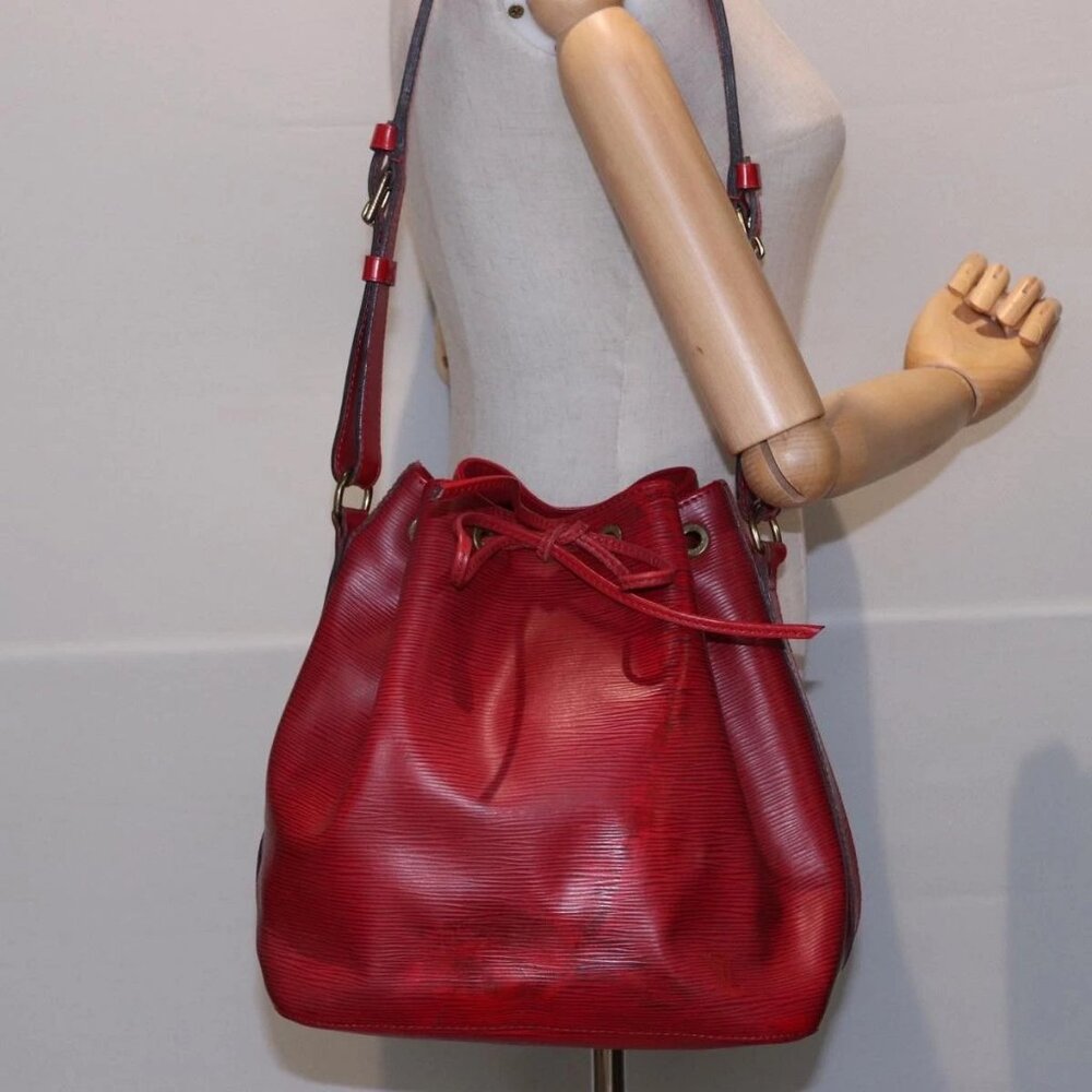 LOUIS VUITTON Epi Petit Noe Shoulder Bag Red M44107 LV Auth 77898 - Picture 3 of 16